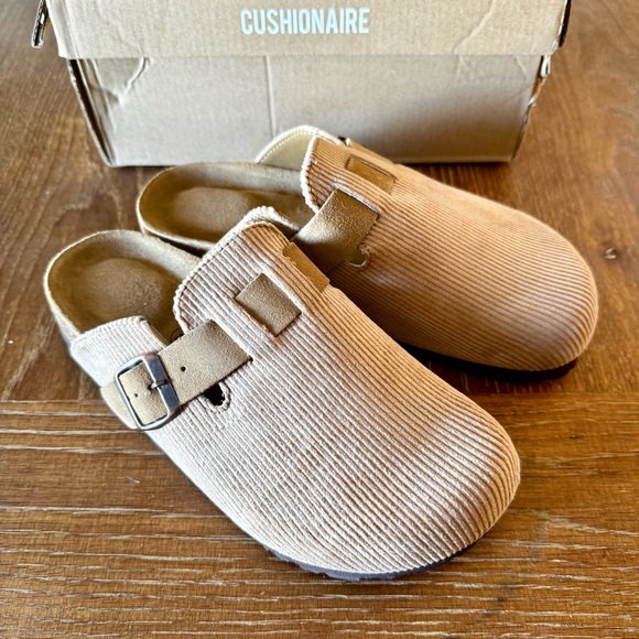 NIB Cushionaire tan corduroy buckle clogs 8M - Picture 4 of 12